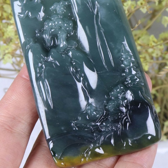 Certified Green yellow 100% Natural A Jade jadeite Landscape Pendant - Picture 4 of 10